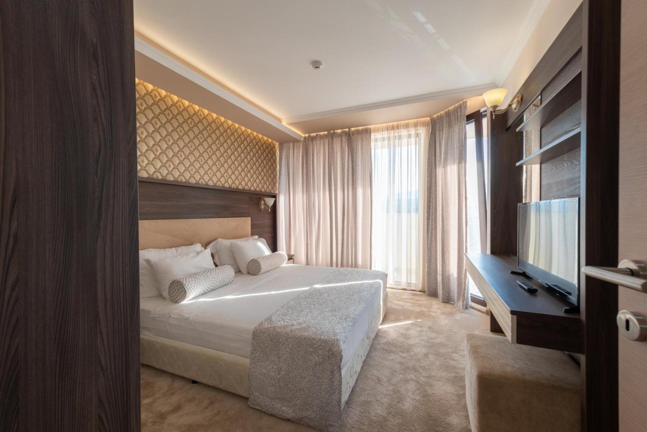 Mantar Spa Hotel Marikostinovo エクステリア 写真